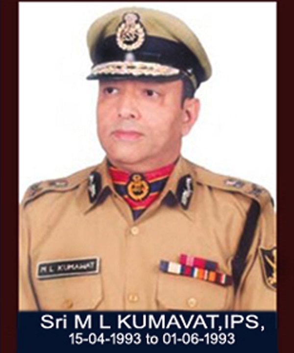 Sri M L Kumavat